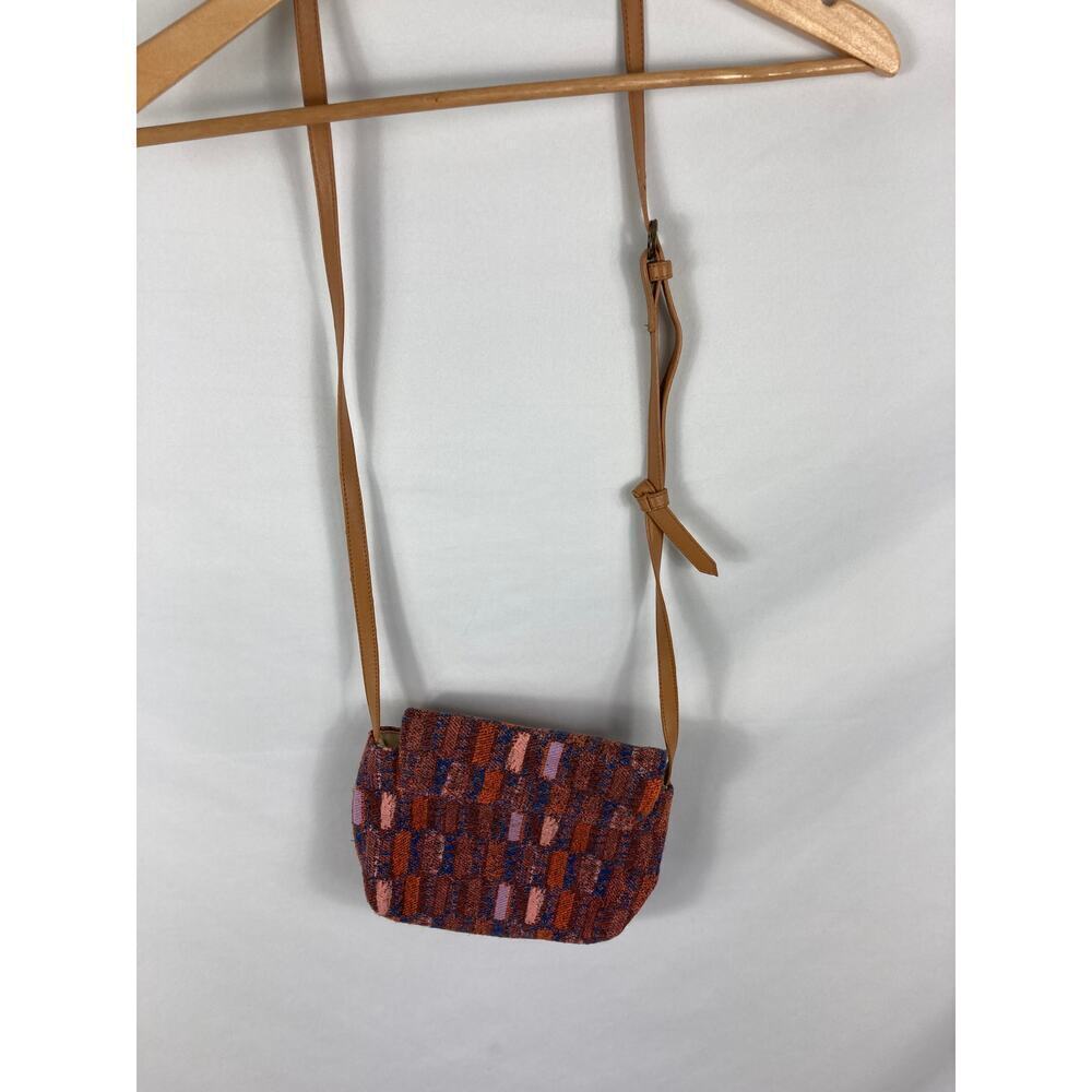 Universal Thread Boho Crossbody Bag - Picture 4 of 4